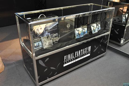 《FF7：圣子降临完全版》美版封面
