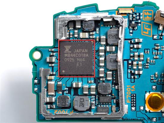 索尼PSP go全程拆解 多图、视频实录 _ 游民星