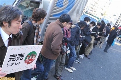 宅男有爱 恋爱游戏圣诞蛋糕2小时卖光 