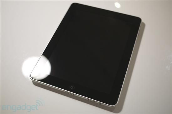 iPad美国上市 开箱图赏