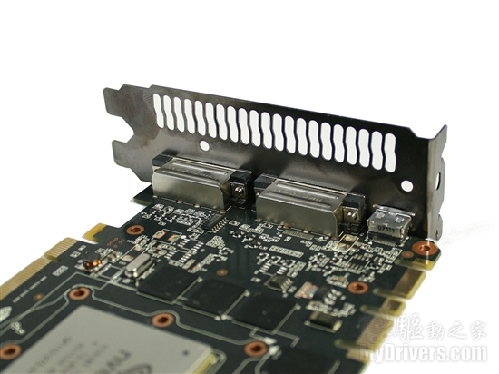 5系二当家 GeForce GTX 570全球同步测试