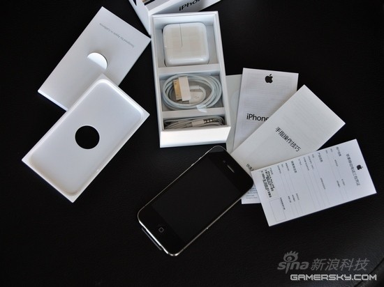iPhone 4S开箱
