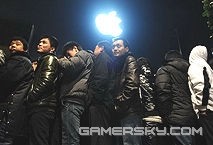 见证：宁花4000买手机 不花6元买游戏