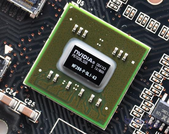 GeForce GTX 295完全拆解 内部细节赏